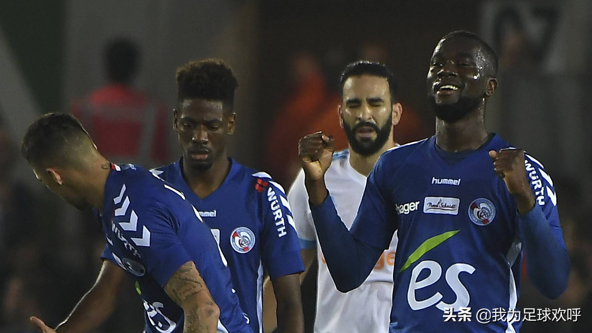 AYX SPORTS-浙江稠州训练开放日，今晨篮板制胜引欢呼，法国杯在即，高层口径保持一致(榕城江上图户型图)